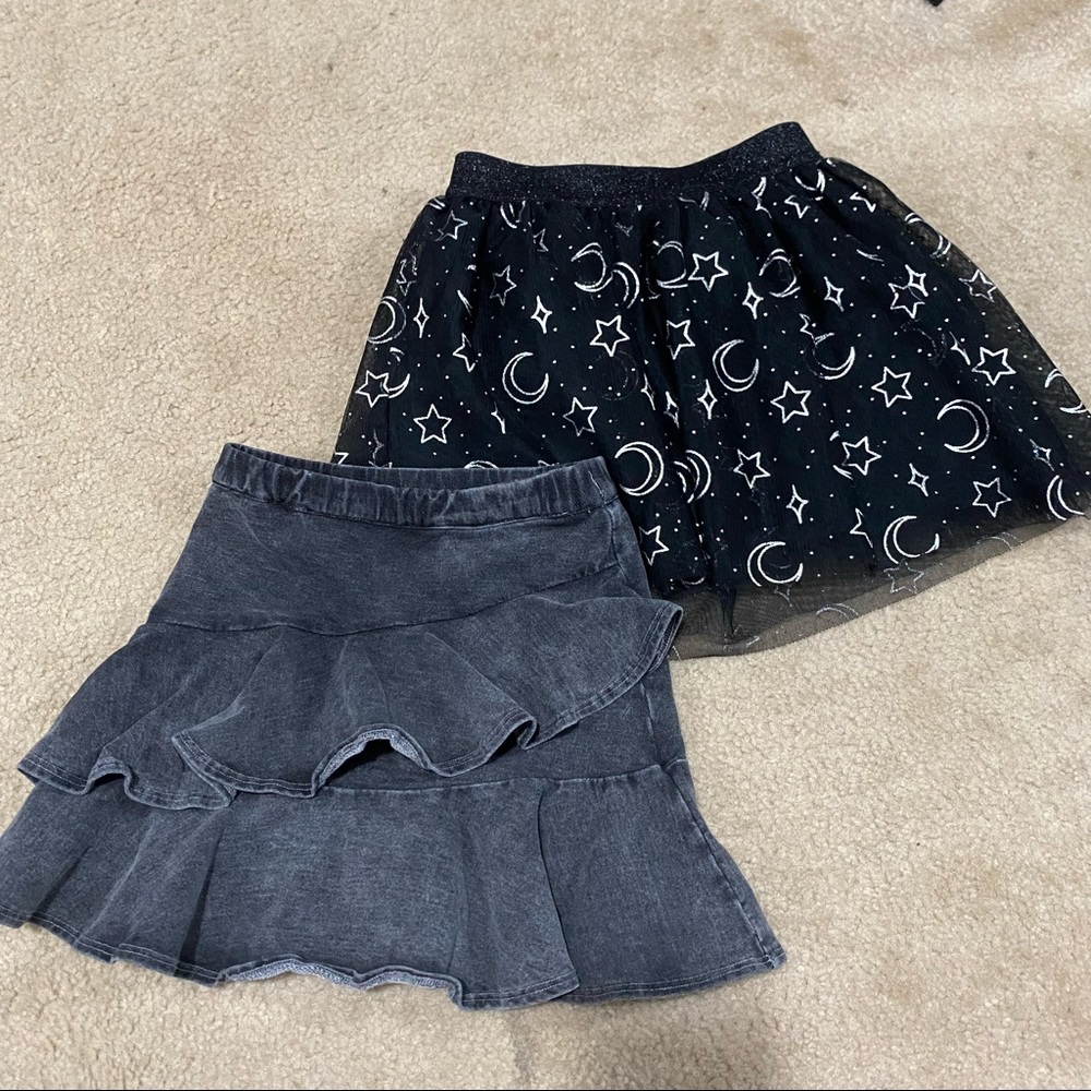 Girls skirts 4/5